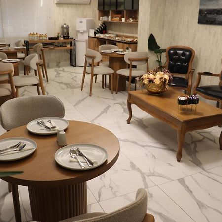 Rexee Hotel Istanboel Buitenkant foto