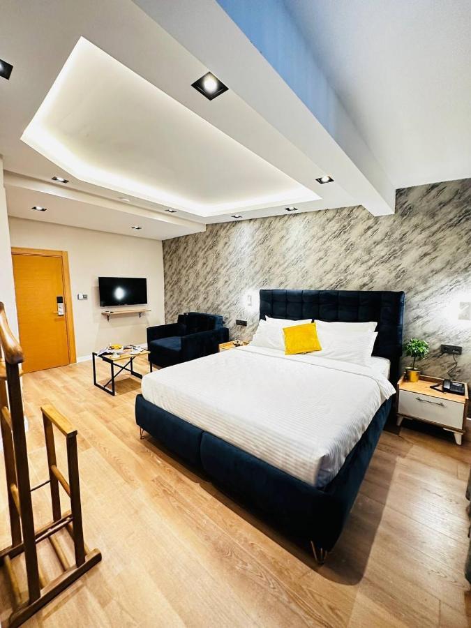 Rexee Hotel Istanboel Buitenkant foto