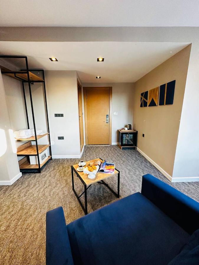 Rexee Hotel Istanboel Buitenkant foto