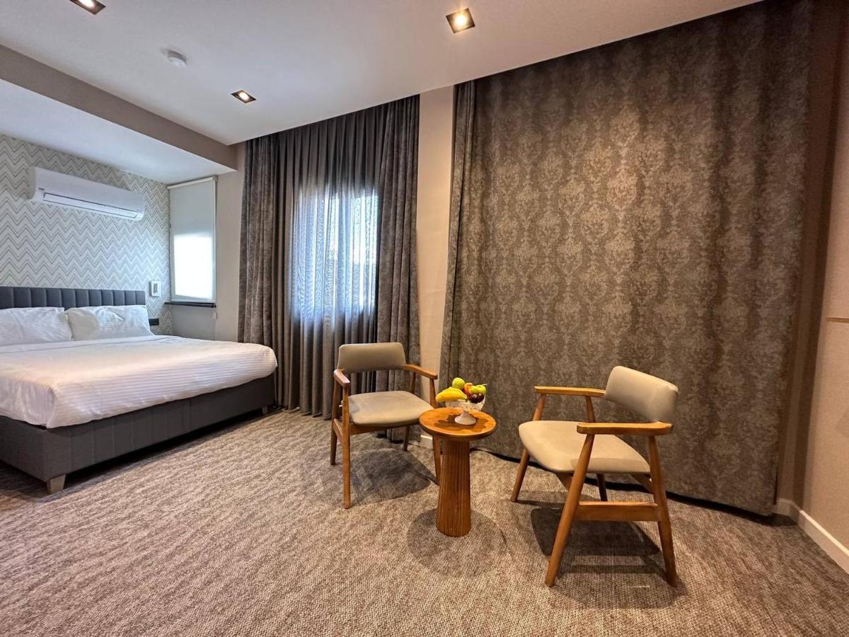 Rexee Hotel Istanboel Buitenkant foto